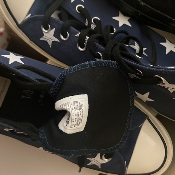 (2) different styles 2 for 1 !!! Converse size 12 - Picture 11 of 13